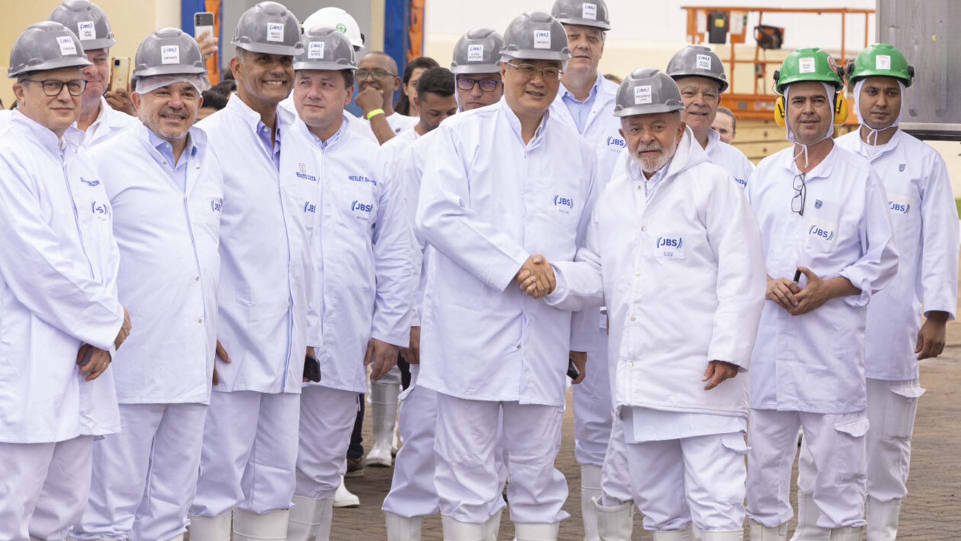 Lula visita frigorífico da JBS