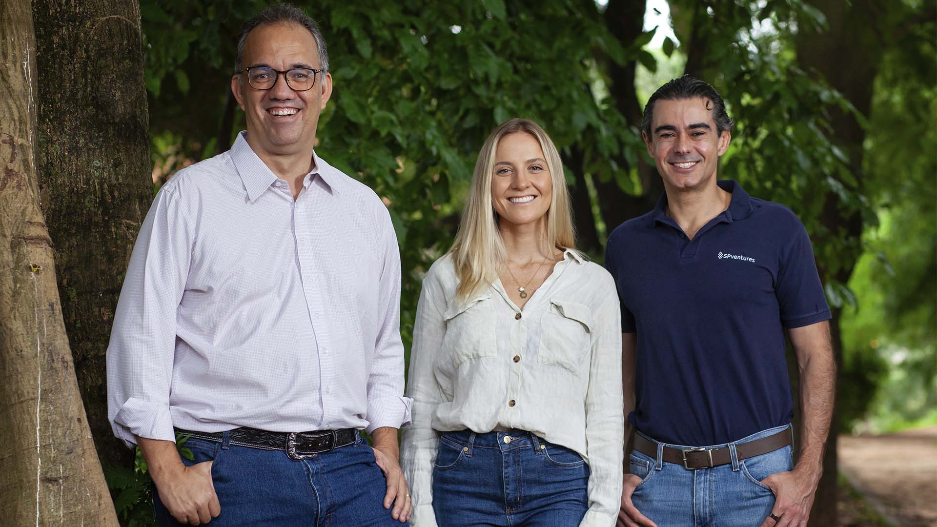 Fundadores da Avra: Octaciano Neto, Amanda Coura e Francisco Jardim, da SP Ventures