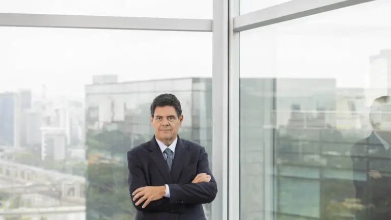 Marfrig e BRF anunciam fusão com troca de ações; Molina terá 41,5%