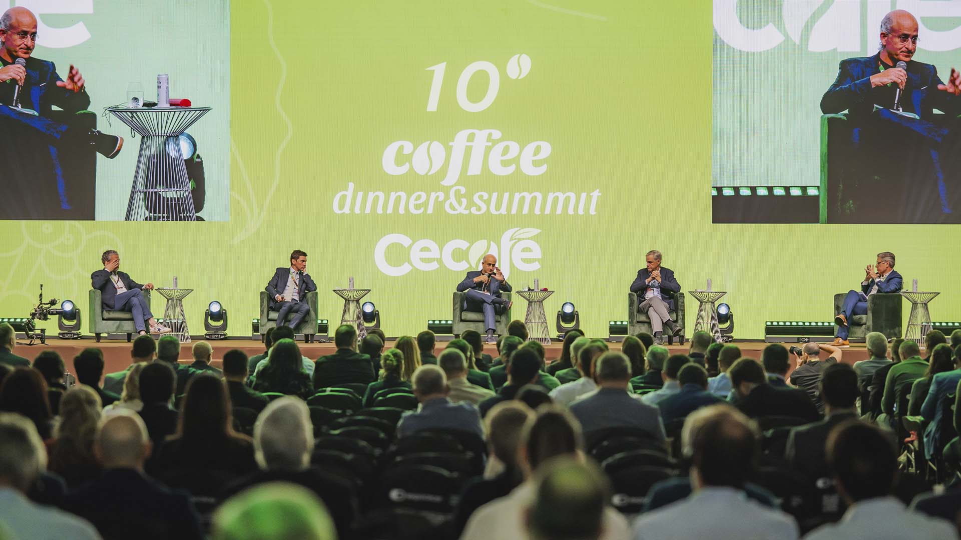 Painel de tradings durante o Coffee Dinner, evento de café do Cecafé | Crédito: Divulgação