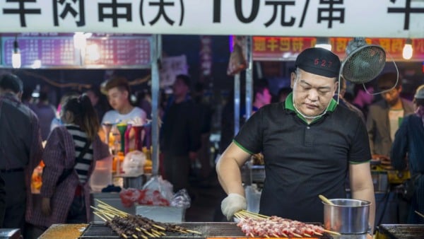China impõe tarifa de 55% à carne bovina